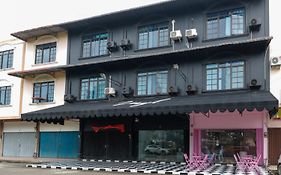 Reddoorz Plus Near Batam City Square